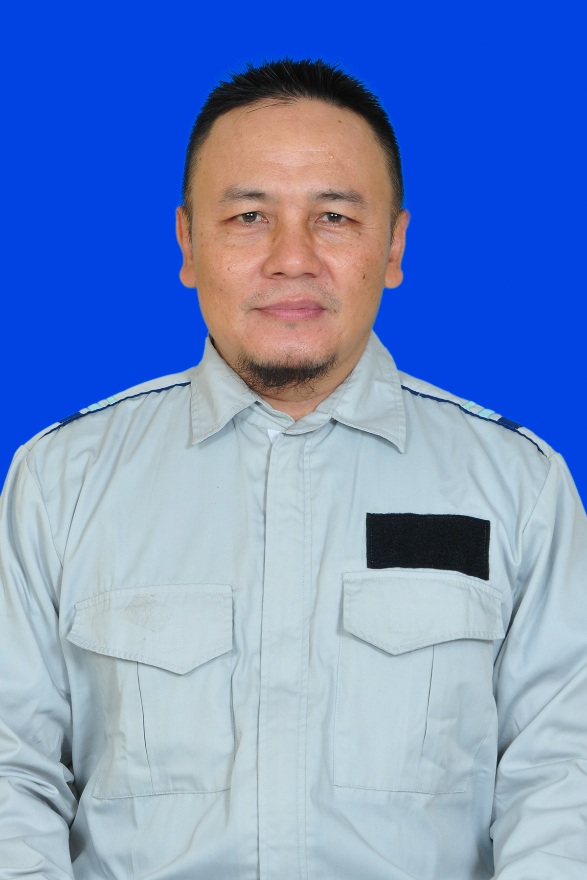 AHMAD HILMAN